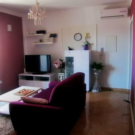 Apartment Rejo *